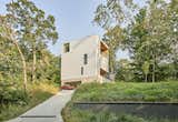 There’s a Better View in Every Direction at This “Lake House” in Indiana